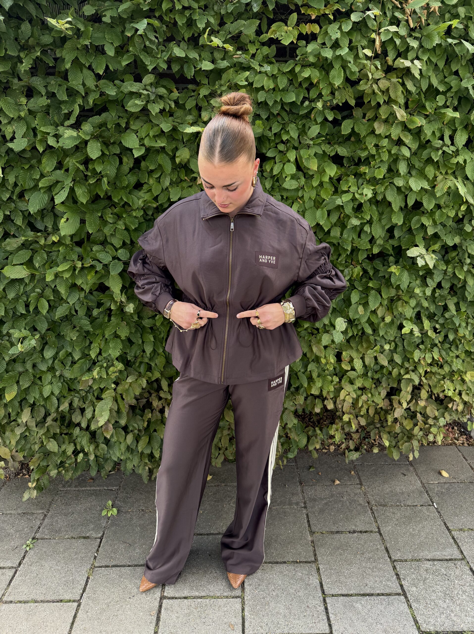 Harper & Yve Vest Gina AW6P800 met broek Hana