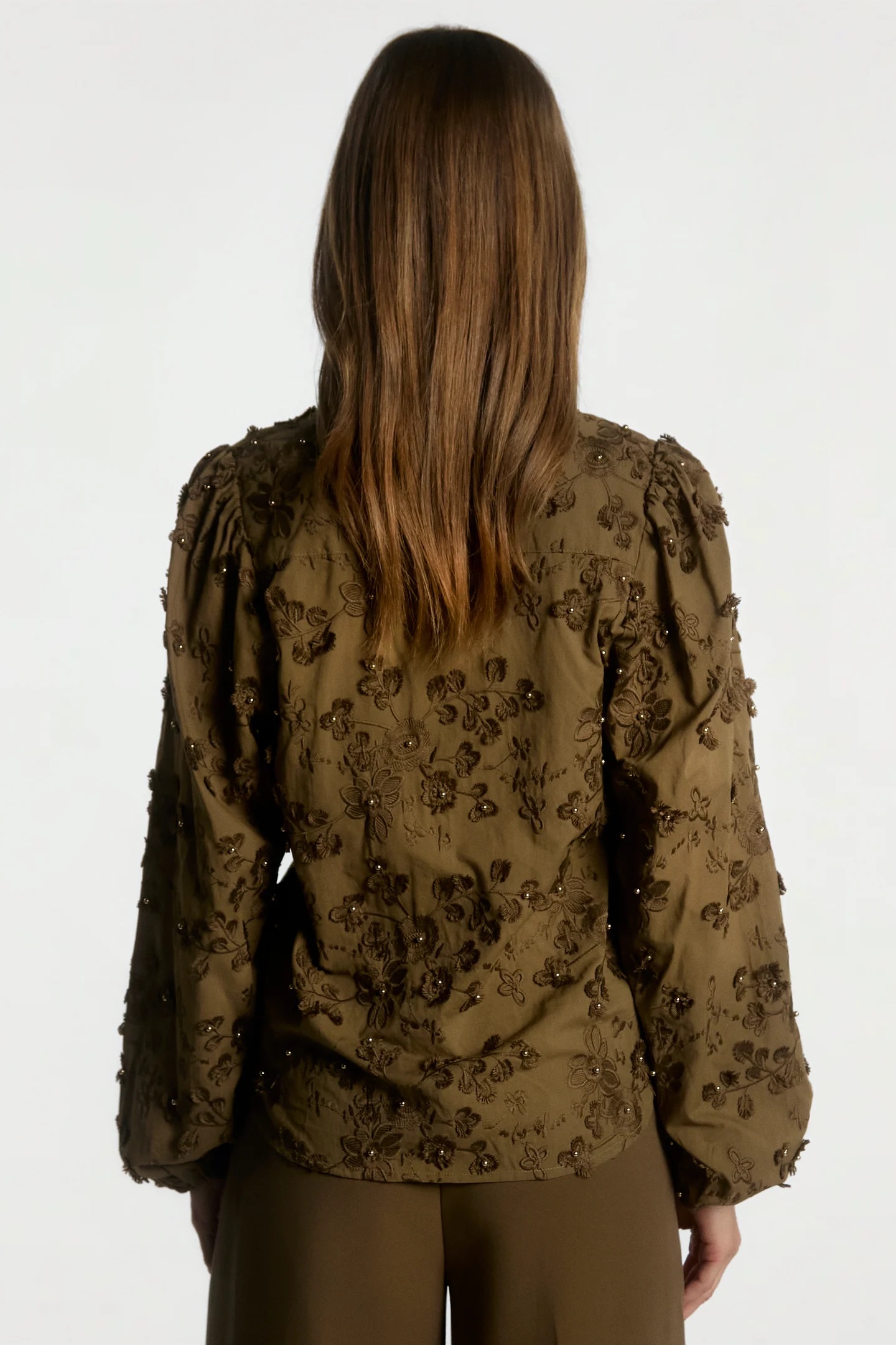 Aaiko Lien beads blouse groen achterkant