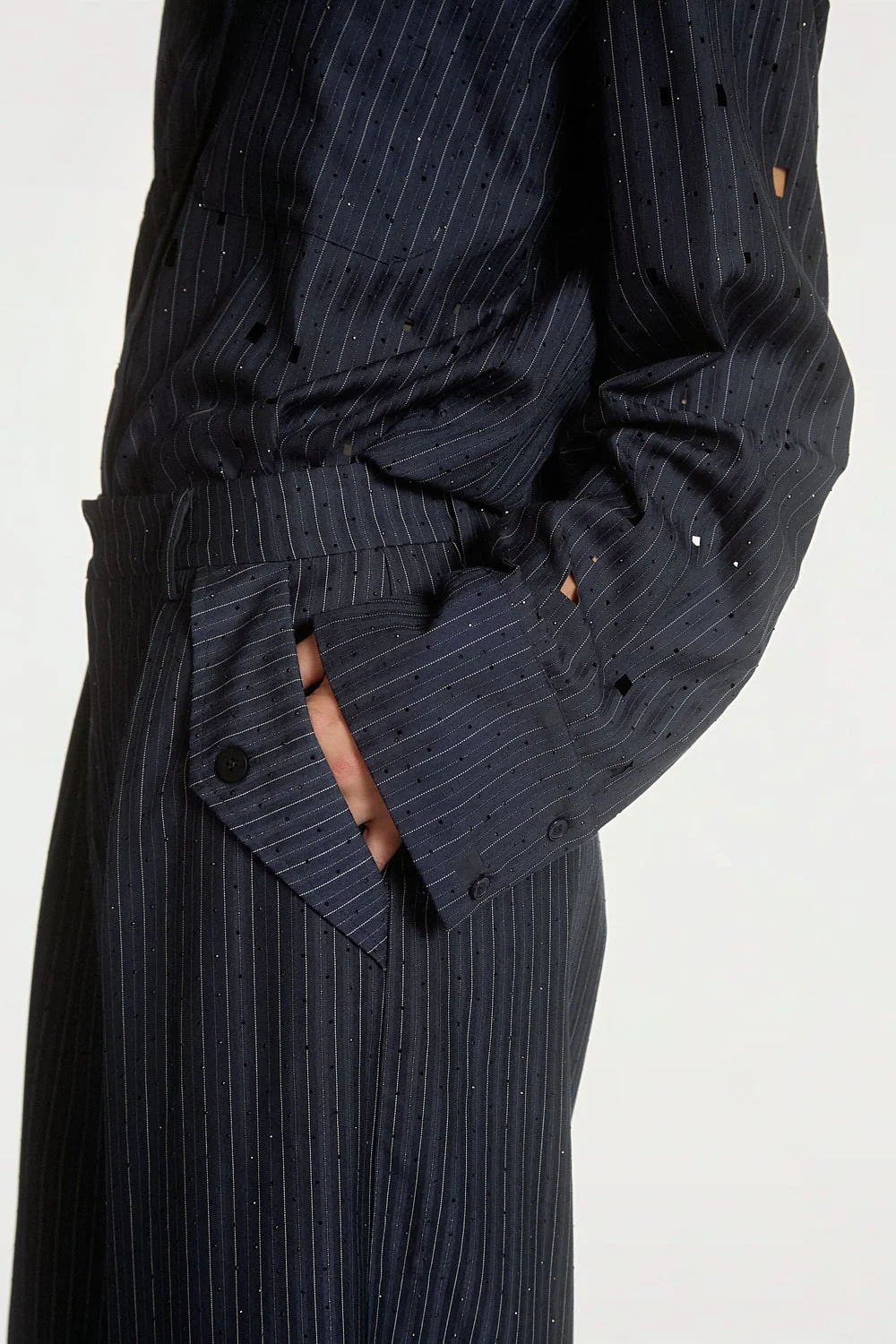 Aaiko Heida blouse donkerblauw detaills mouwen en zakken