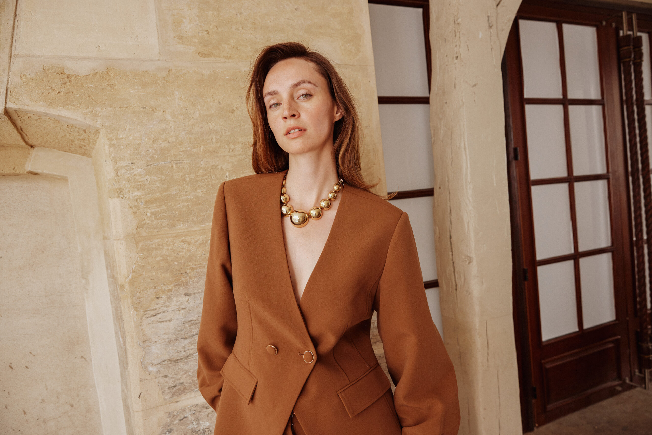 Aaiko Kayla blazer bruin model foto