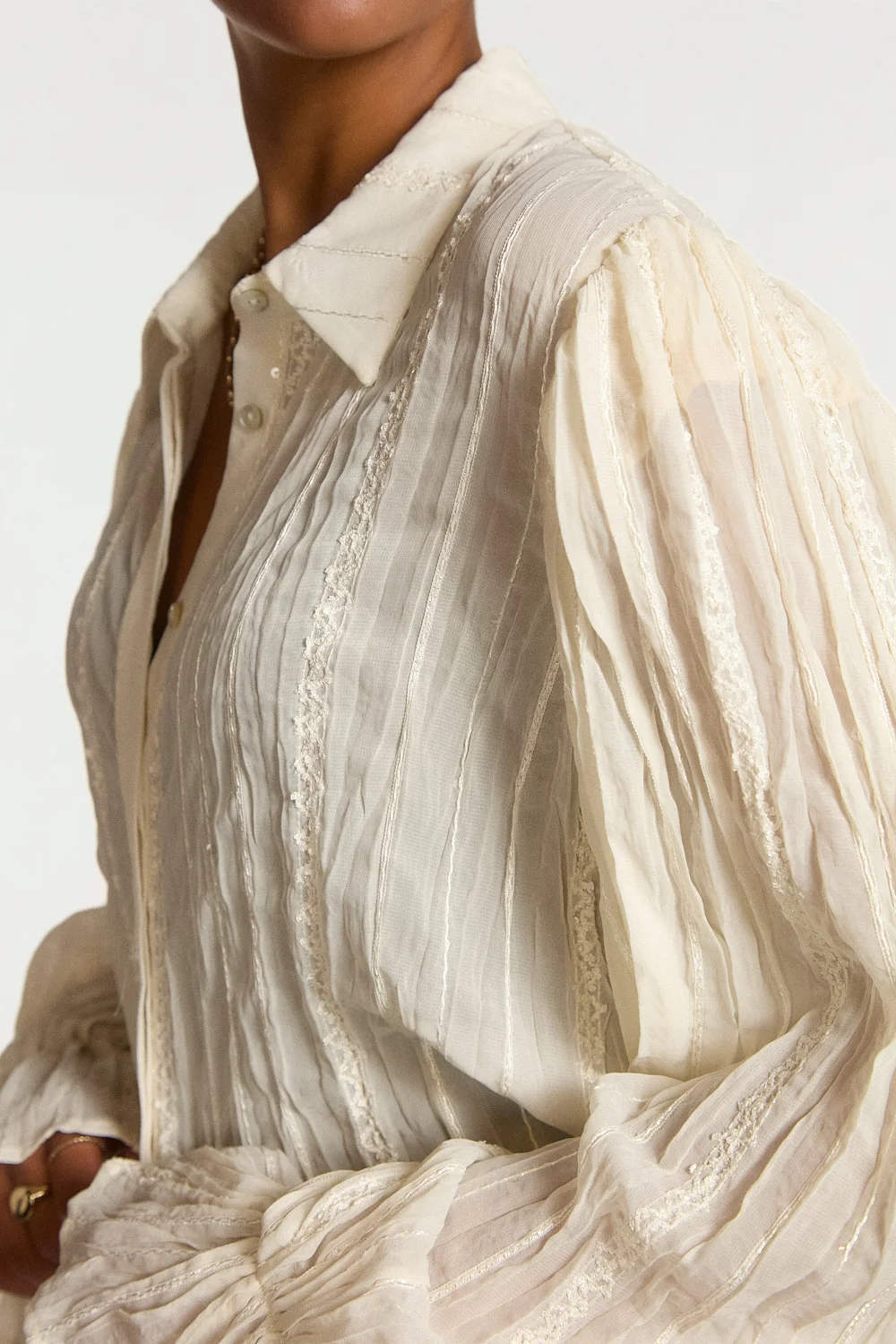 Aaiko Sien blouse crème details stof en kraag