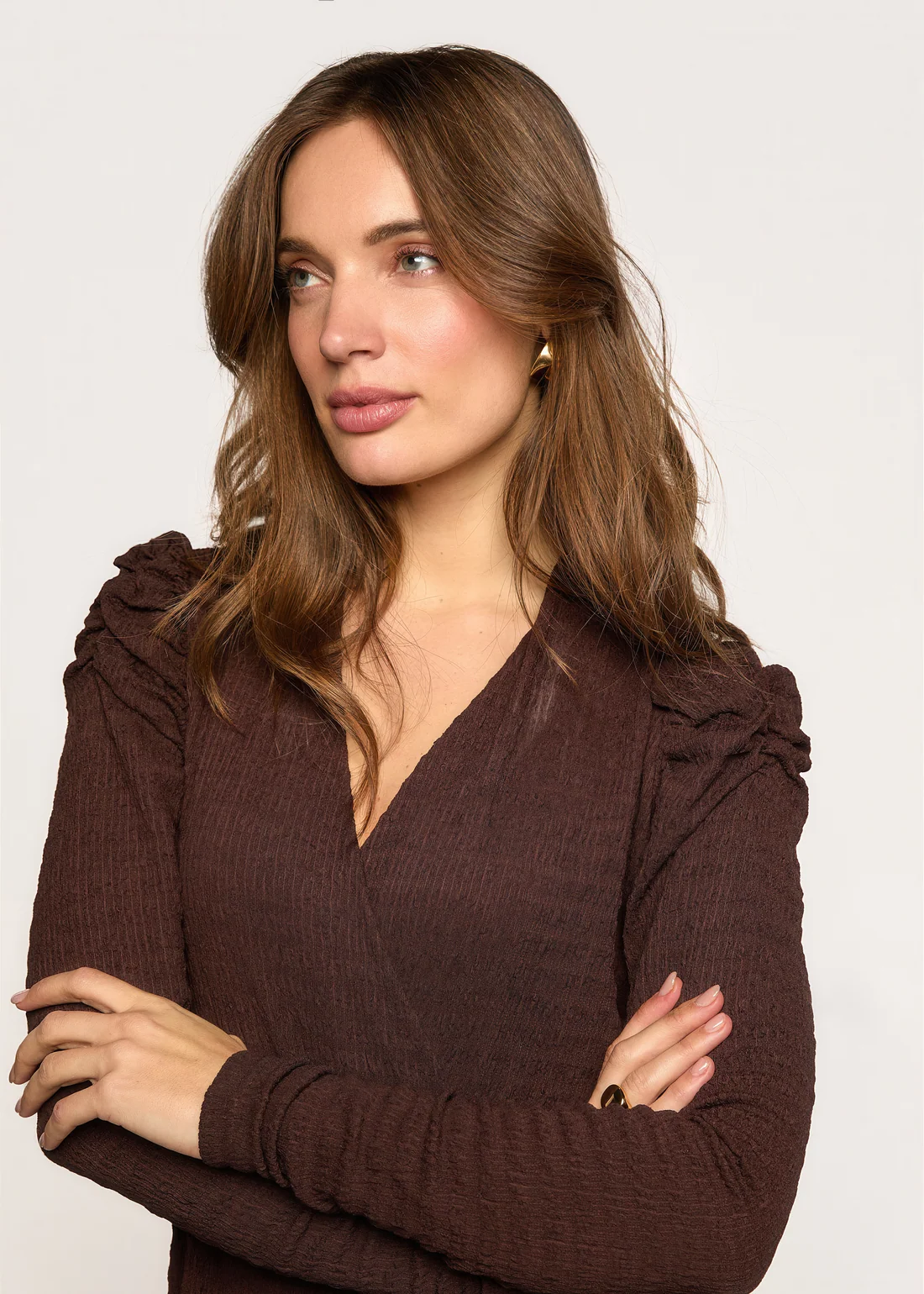 Freebird Joria Gestructureerde Jumpsuit - Dark Chocolate details mouwen