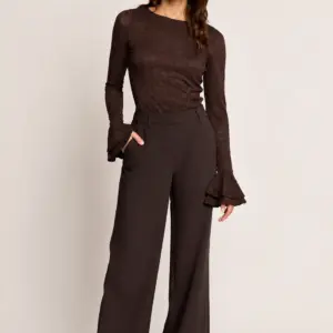 Freebird Lolani Wide Pants - Dark Chocolate met top